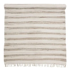 byRoom Teppich mit Streifen