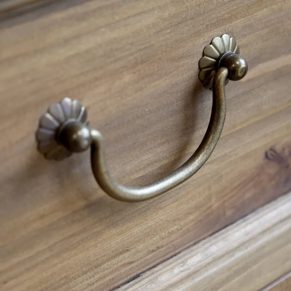 Chic Antique Anrichtetisch mit zwei Schubladen