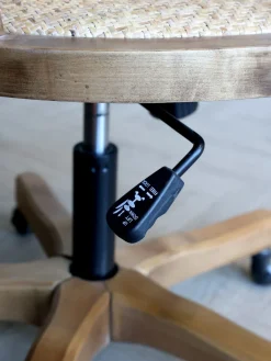 Chic Antique Französischer Bürostuhl mit Geflechtsitz