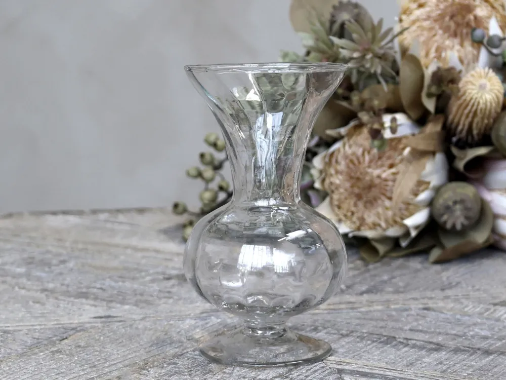Chic Antique Glasvase auf Fuß