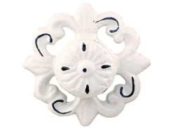 Chic Antique Griff Ornament