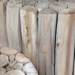 Chic Antique Hocker aus Eukalyptusholz