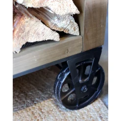 Chic Antique Kücheninsel auf Rädern mit Zinktop und Regalen