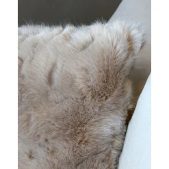 Chic Antique Kuscheliges Kissen aus Pelzimitat