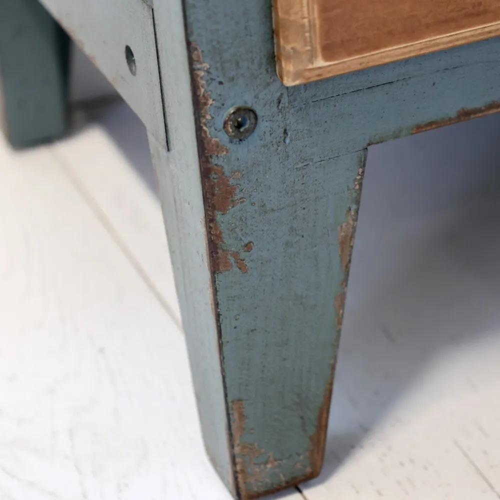 Chic Antique Schranktisch aus Tannenholz