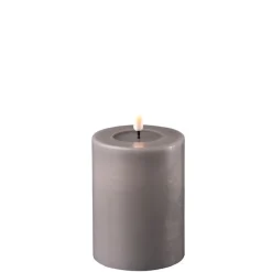 Deluxe Homeart LED Stumpenkerze Real Flame grau